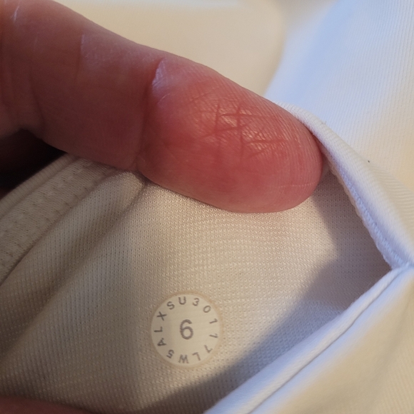 Lululemon Anew white ankle length leggings - 6.    S78 - Picture 4 of 7